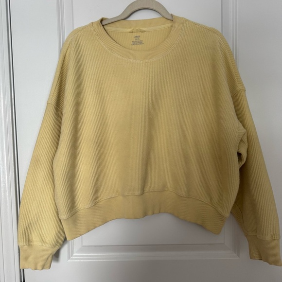 aerie Sweaters - Aerie Women's Pale Yellow Cropped Sweatshirt